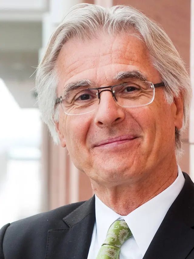 Prof. Dr. Theo Dingermann